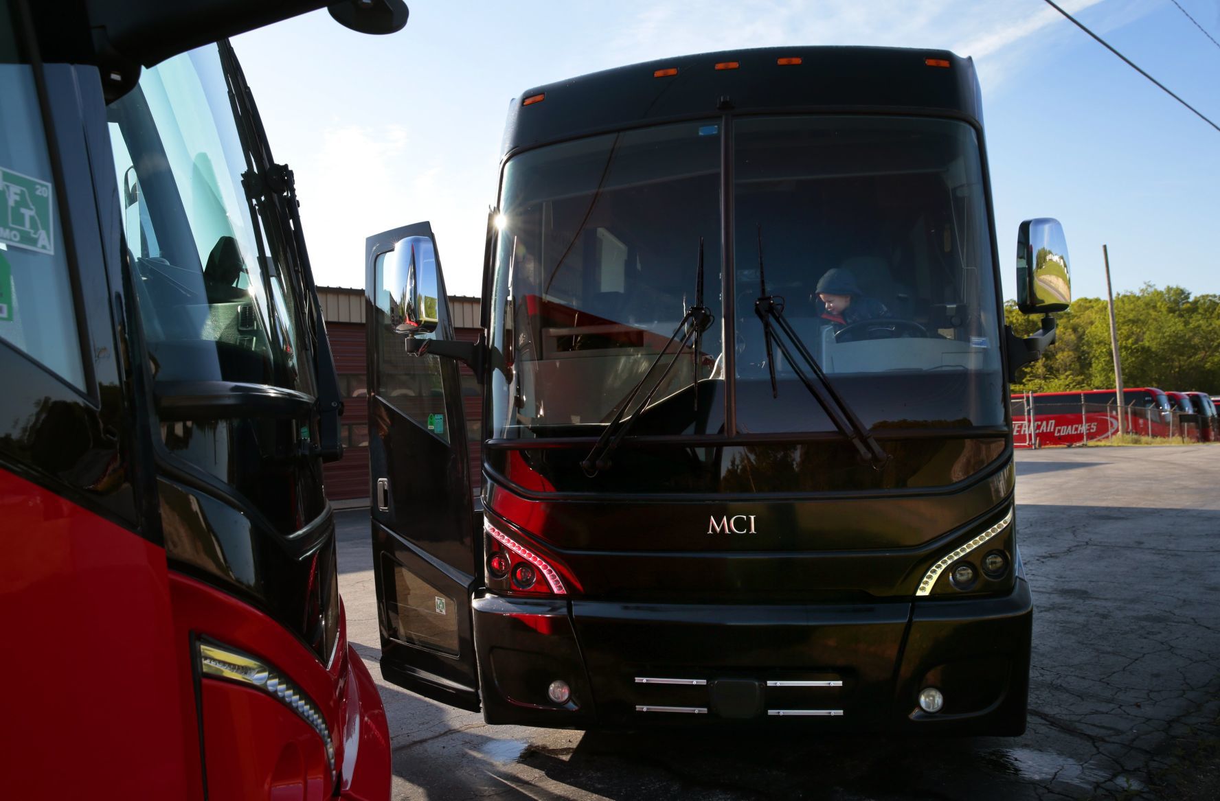From Washington to Washington, motorcoaches roll for rally to get back on the road